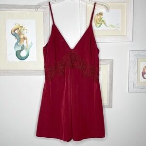 4si3nna Wine Spaghetti Strap Lace Romper Size Medium